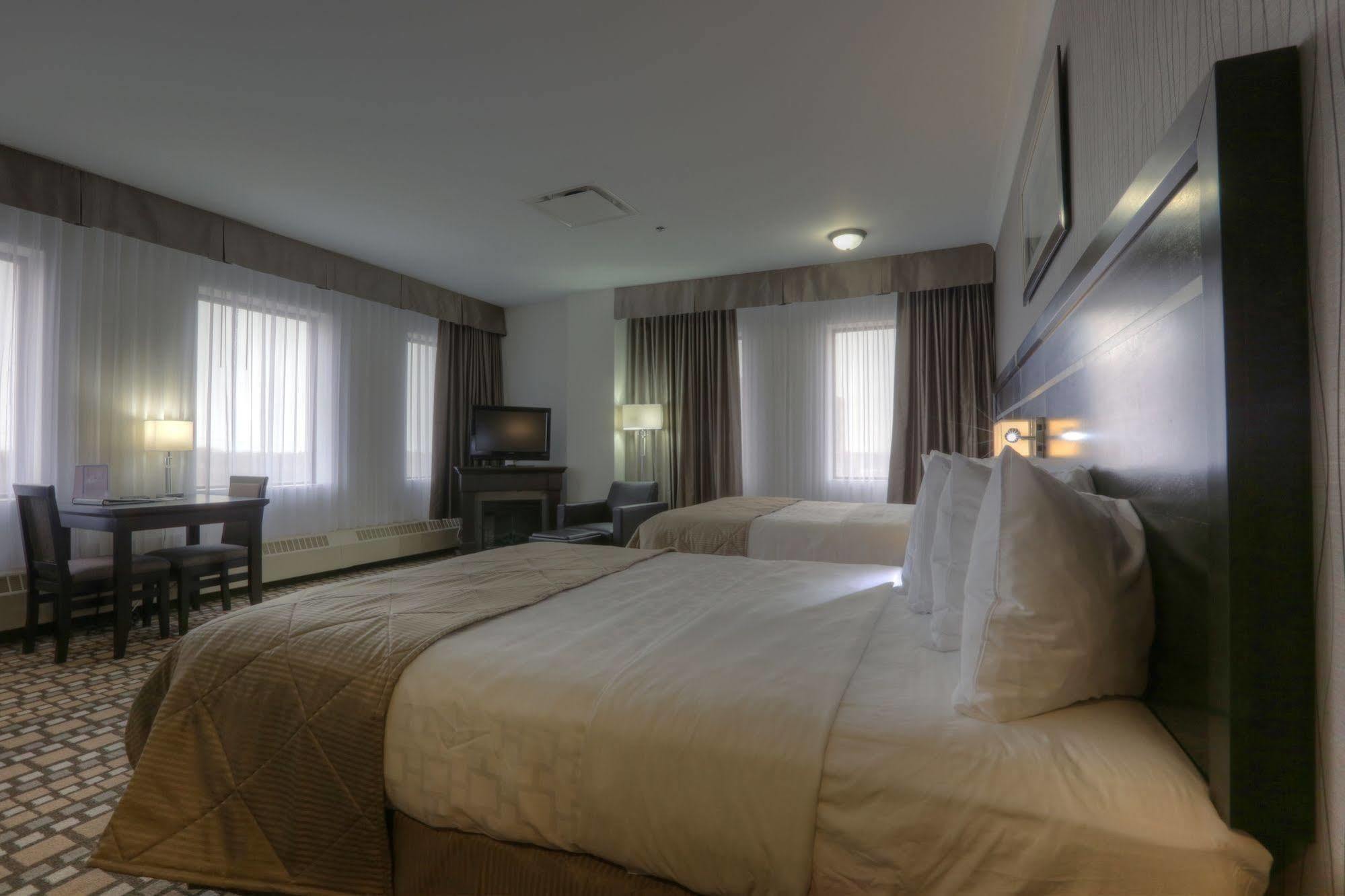 แคลเรียน โฮเต็ล แอนด์ สวีทส์ Hotel วินนิเพก ภายนอก รูปภาพ